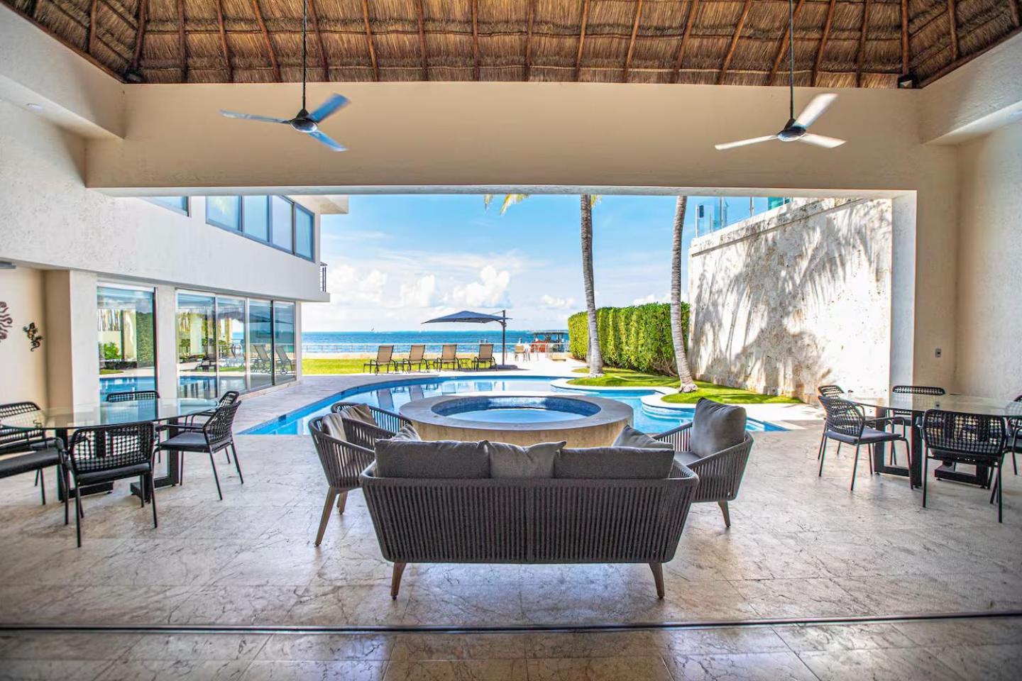 Oceanfront - Private At The Zone * Cancun